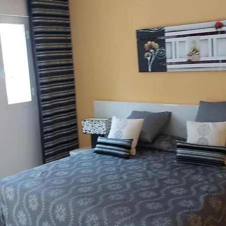 Elviria - Nikki - Luxury 2 Bed Apartment *